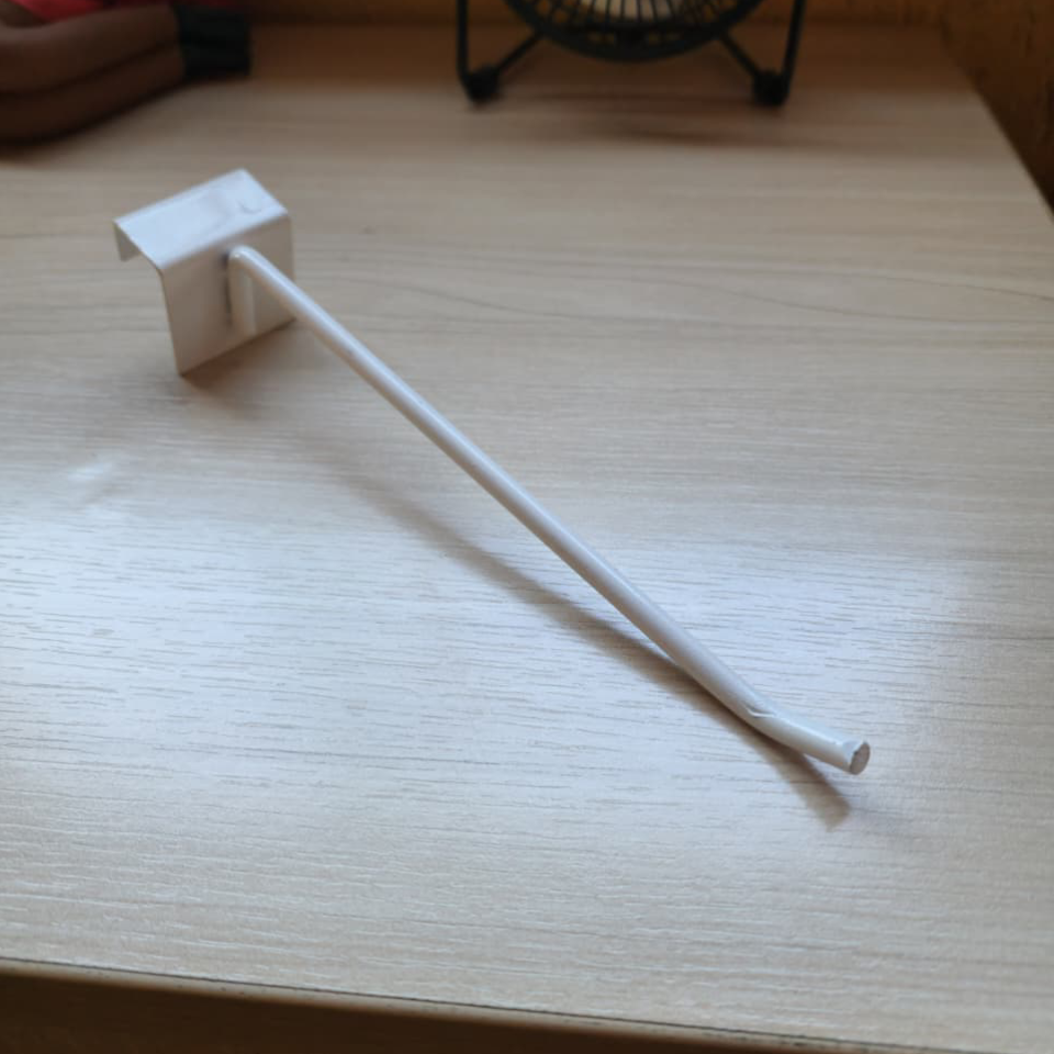Gancho para Barra de Gôndola 6mm